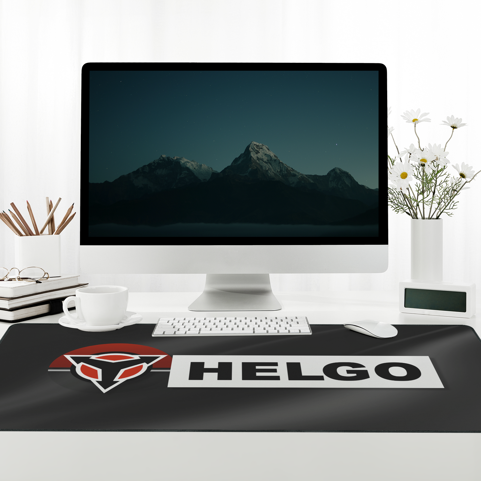 helgodm_DeskMat_XL_Overhead_Workdesk_Mockup.png
