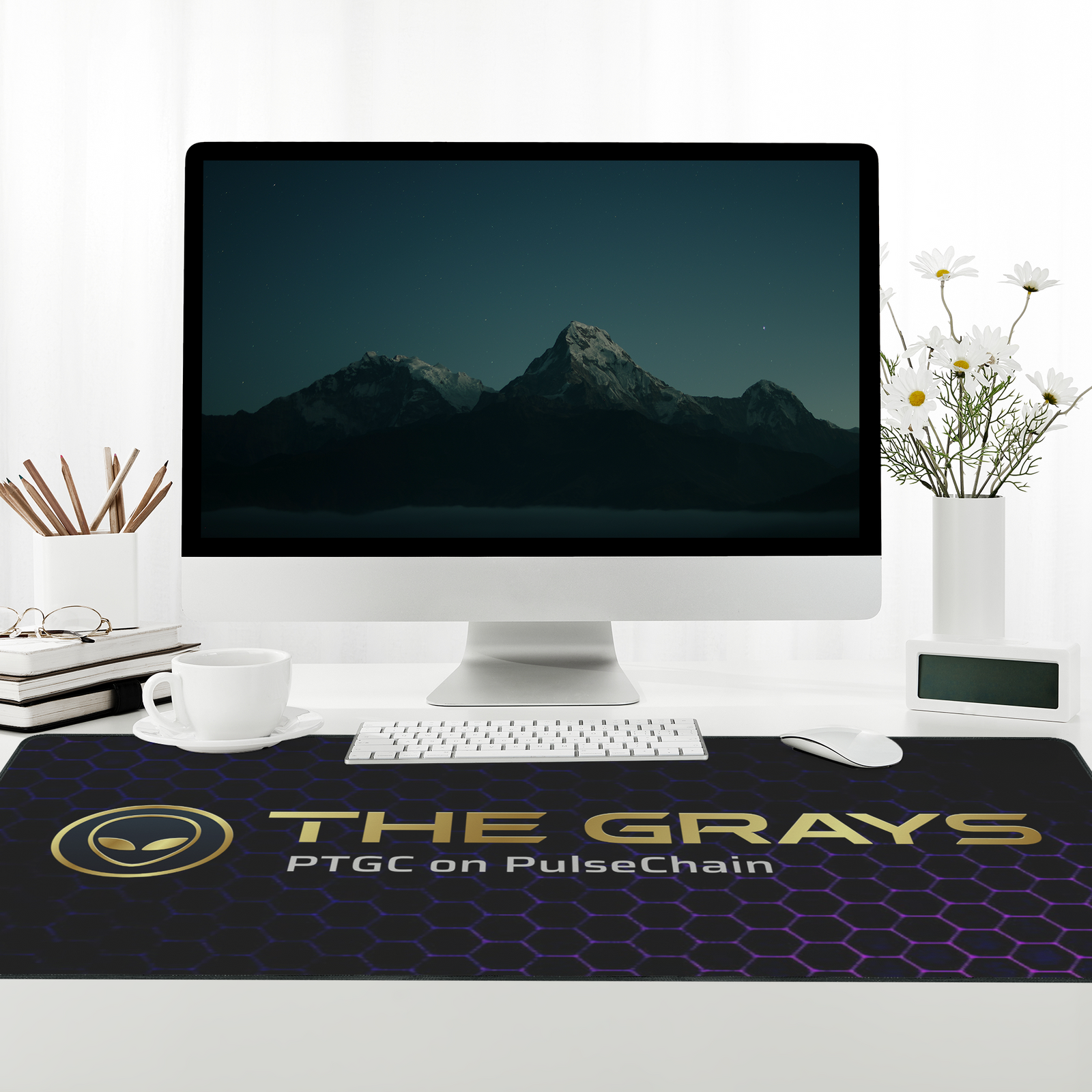 ptgcdm4_DeskMat_XL_Overhead_Workdesk_Mockup.png