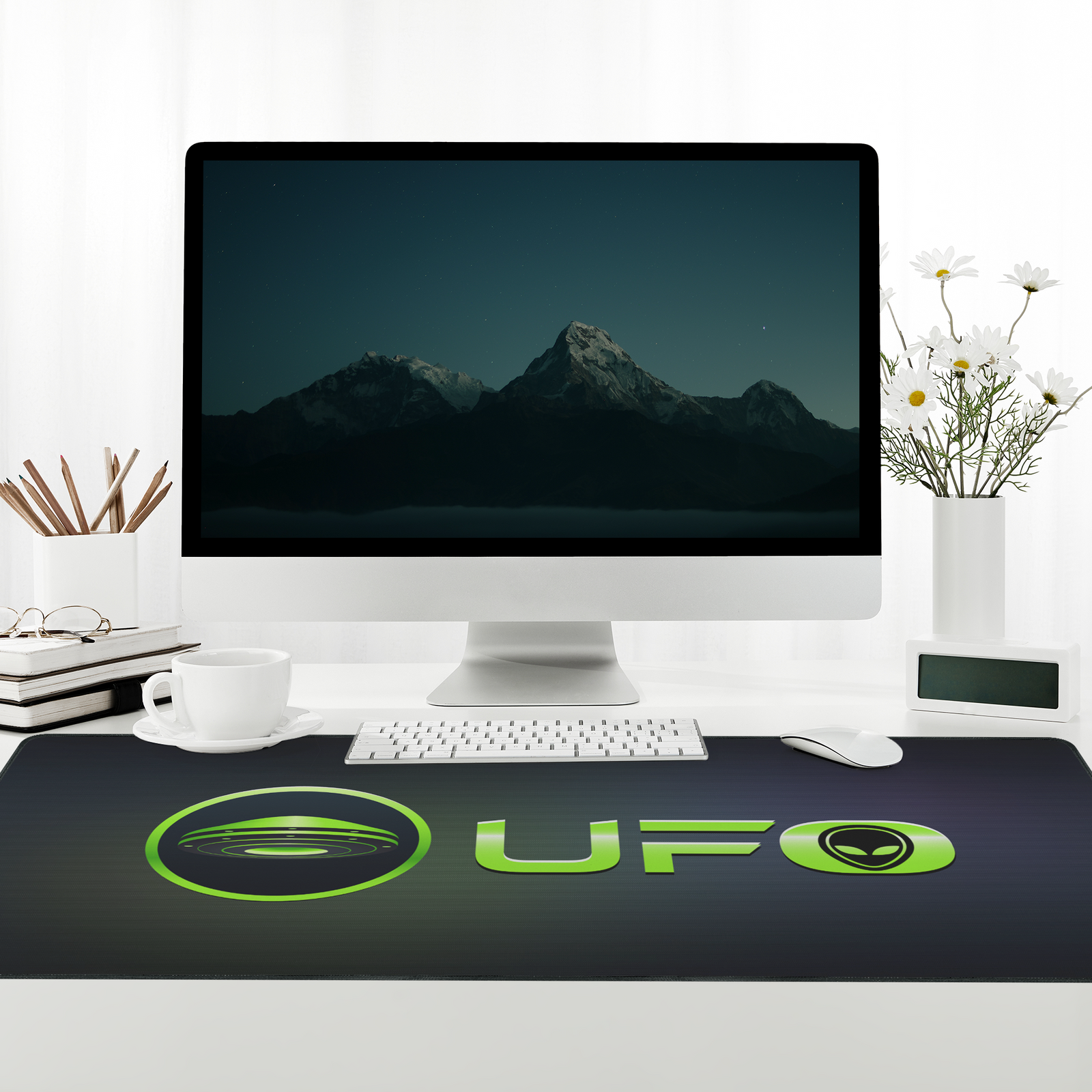 ufodm1_DeskMat_XL_Overhead_Workdesk_Mockup.png