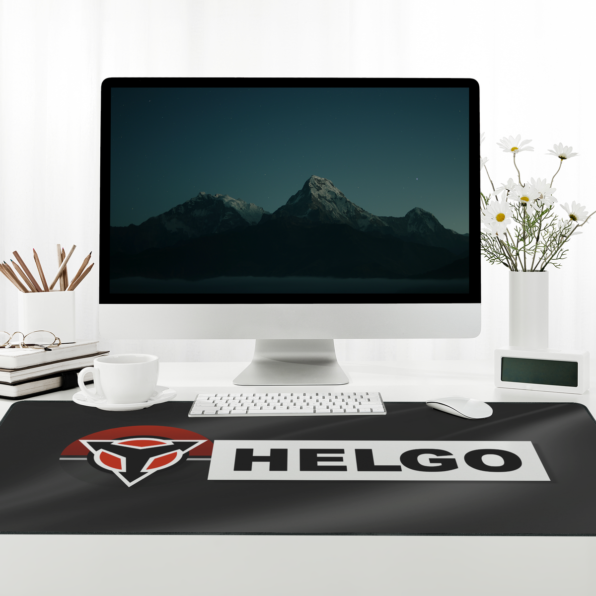 helgodm_DeskMat_XL_Overhead_Workdesk_Mockup.png