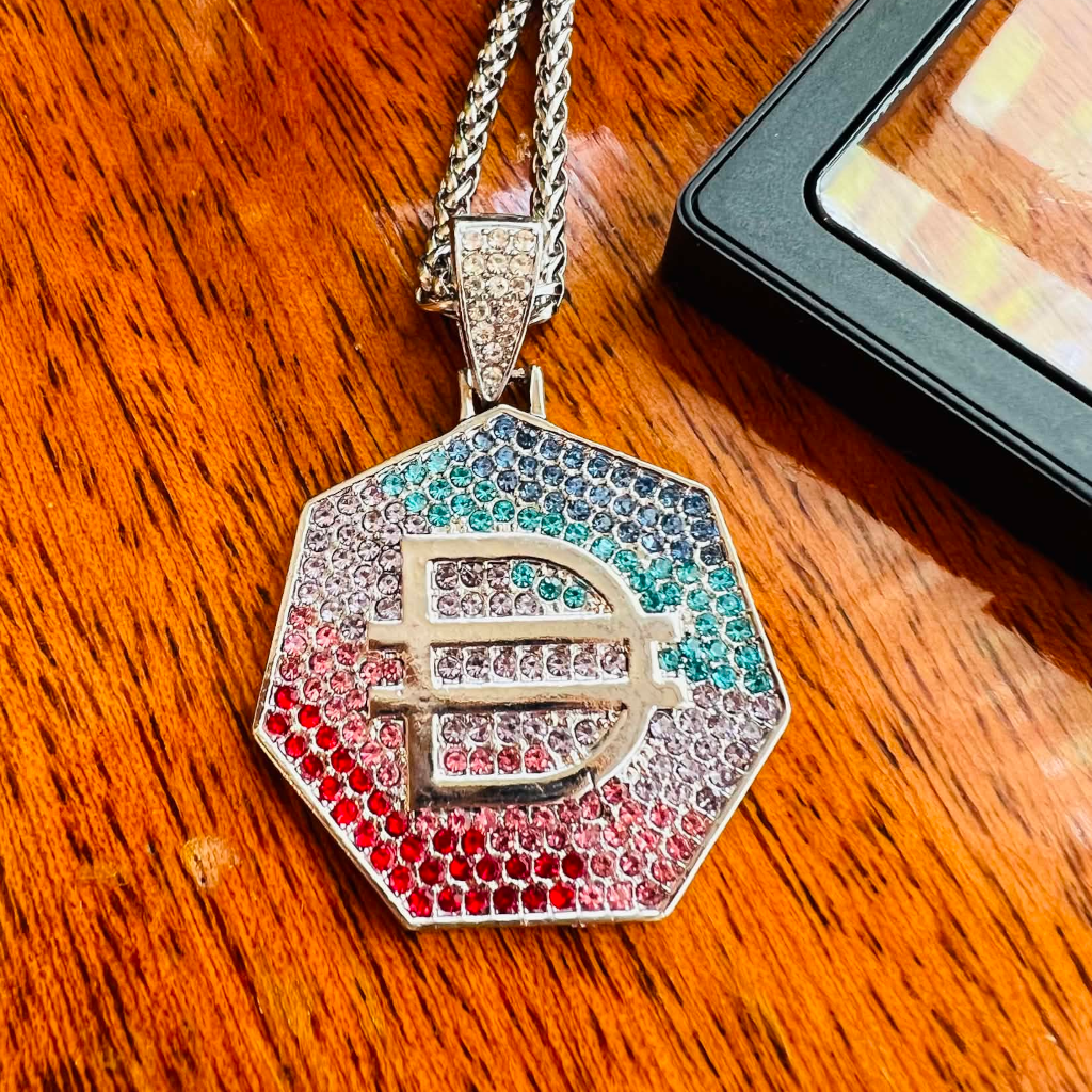 pDAI - Luxury Handmade Pendant Chain
