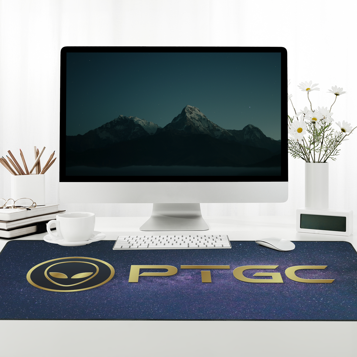 ptgcdm1_DeskMat_XL_Overhead_Workdesk_Mockup.png