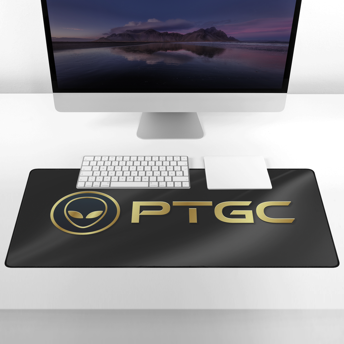 ptgcdm5_DeskMat_XL_Overhead_Mockup.png