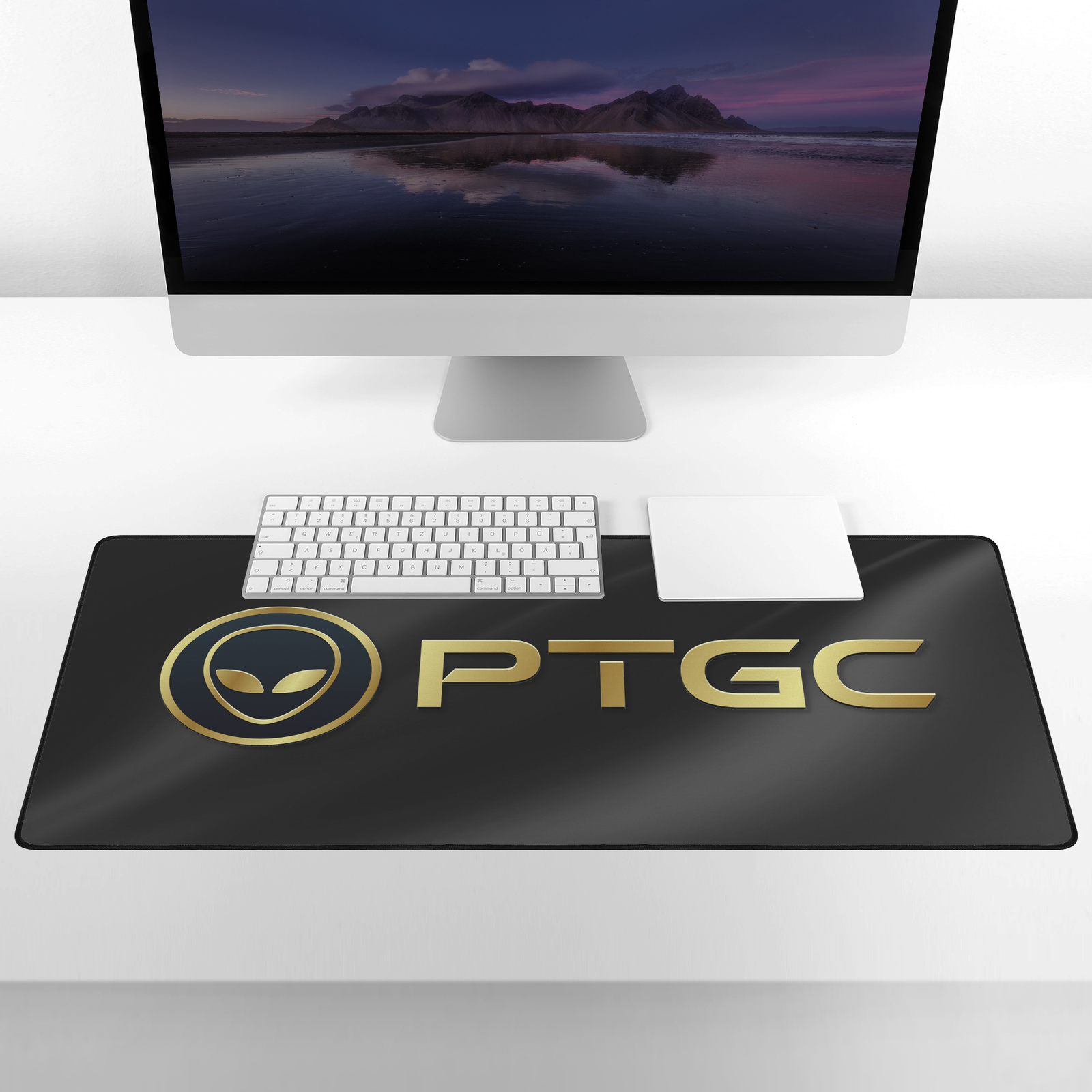 ptgcdm5_DeskMat_XL_Overhead_Mockup.png