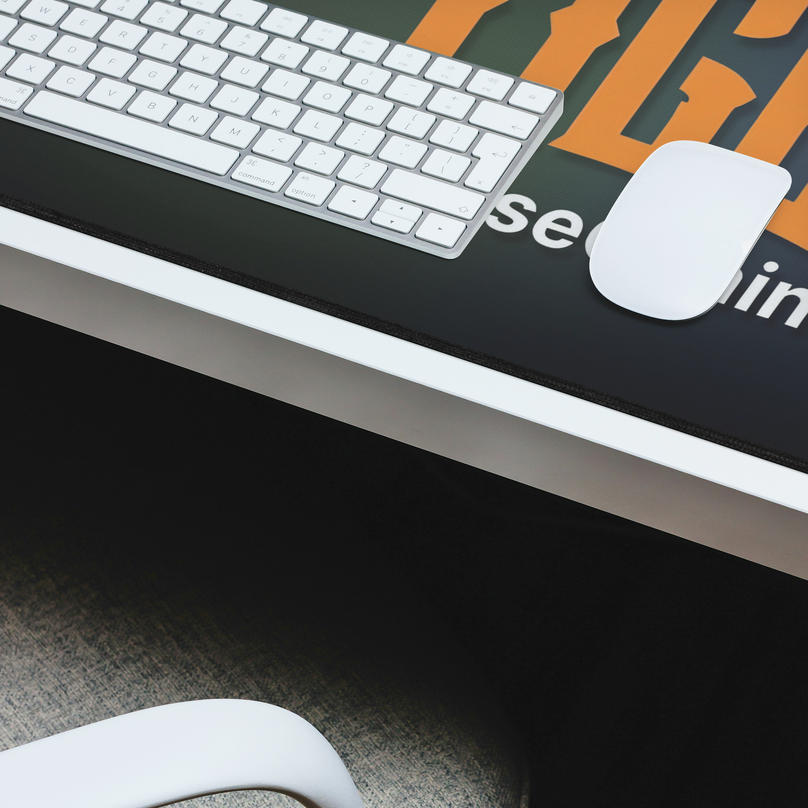 ptigerdm1_Deskmat_XL_Closeup_Master_Mockup.png