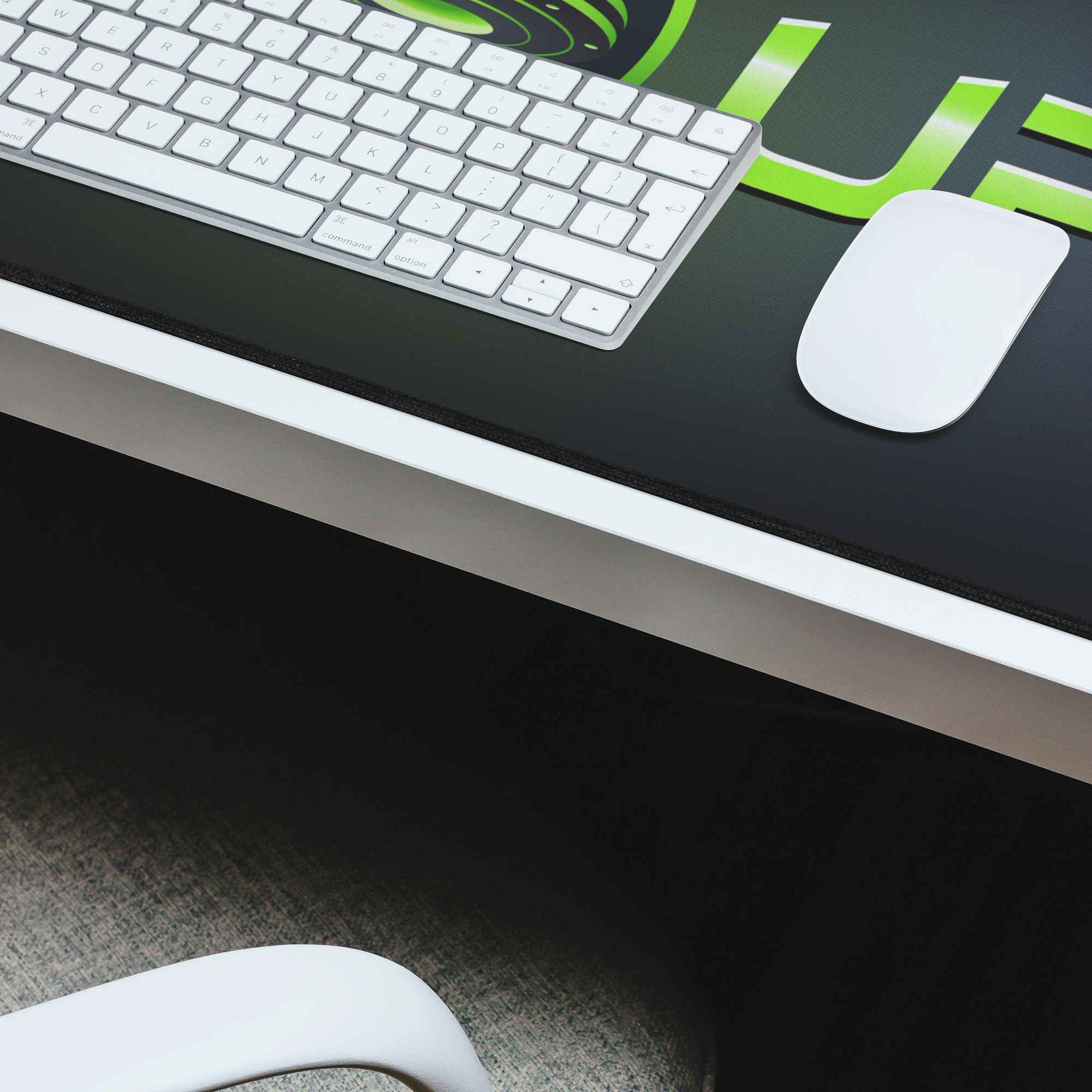 ufodm1_Deskmat_XL_Closeup_Master_Mockup.png