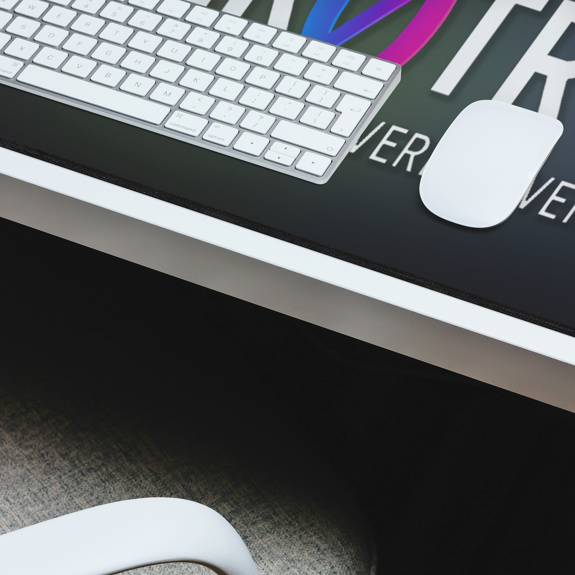 ztdm3n_Deskmat_XL_Closeup_Master_Mockup.png